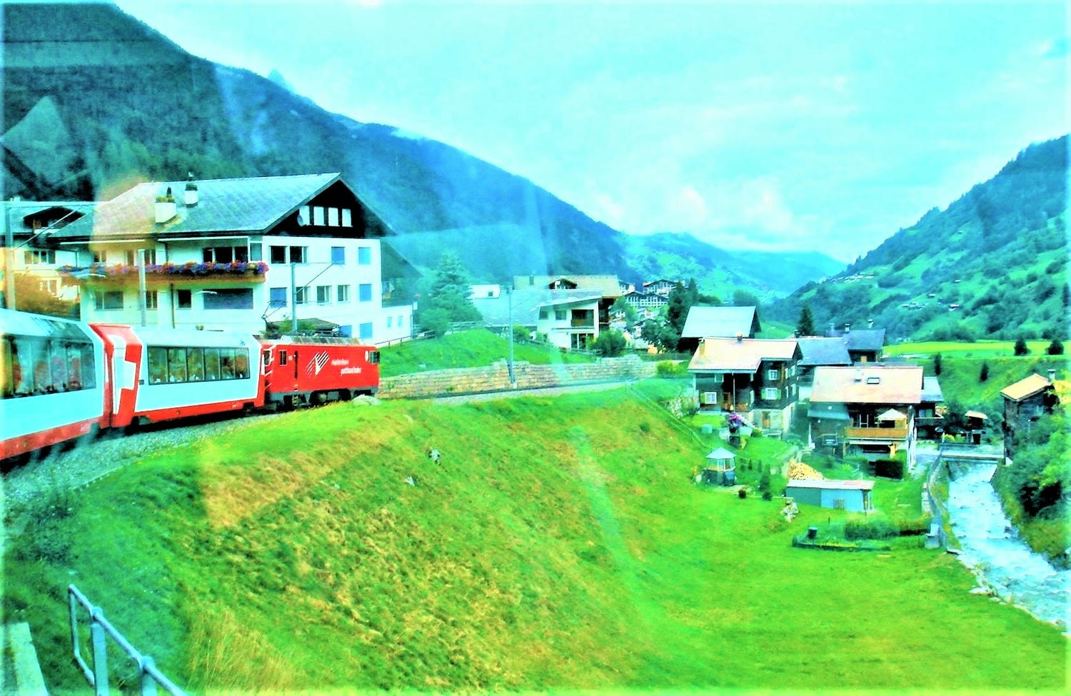 來這個”世界最美”童話國度瑞士的驚艷之旅(下)-冰河列車旅行!! st moritz 瑞士 zermatt 瑞士 瑞士景觀列車 chur瑞士