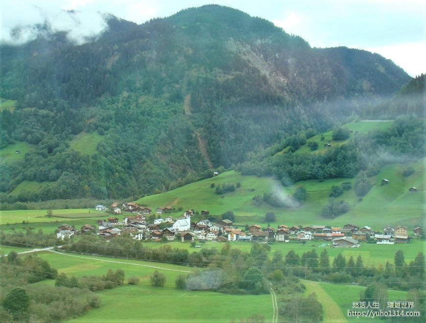【瑞士冰河列車旅遊】❤️瑞士策馬特zermatt到聖莫里茲住宿 世界最美國家旅行(下)!! - 第30張圖