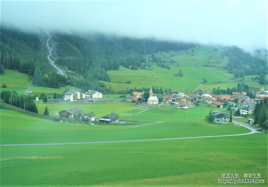 【瑞士冰河列車旅遊】❤️瑞士策馬特zermatt到聖莫里茲住宿 世界最美國家旅行(下)!! - 第33張圖