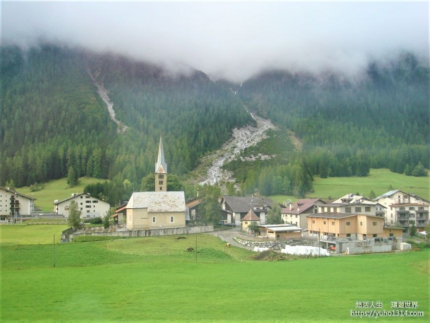 【瑞士冰河列車旅遊】❤️瑞士策馬特zermatt到聖莫里茲住宿 世界最美國家旅行(下)!! - 第34張圖