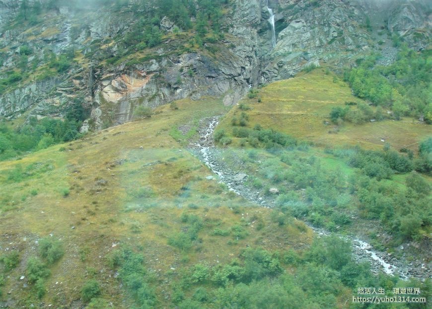 【瑞士冰河列車旅遊】❤️瑞士策馬特zermatt到聖莫里茲住宿 世界最美國家旅行(下)!! - 第19張圖