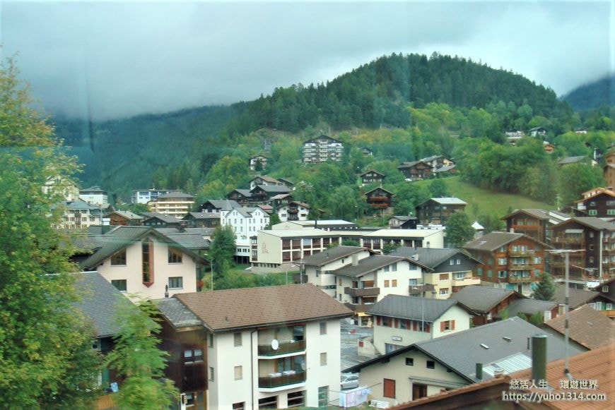 【瑞士冰河列車旅遊】❤️瑞士策馬特zermatt到聖莫里茲住宿 世界最美國家旅行(下)!! - 第22張圖