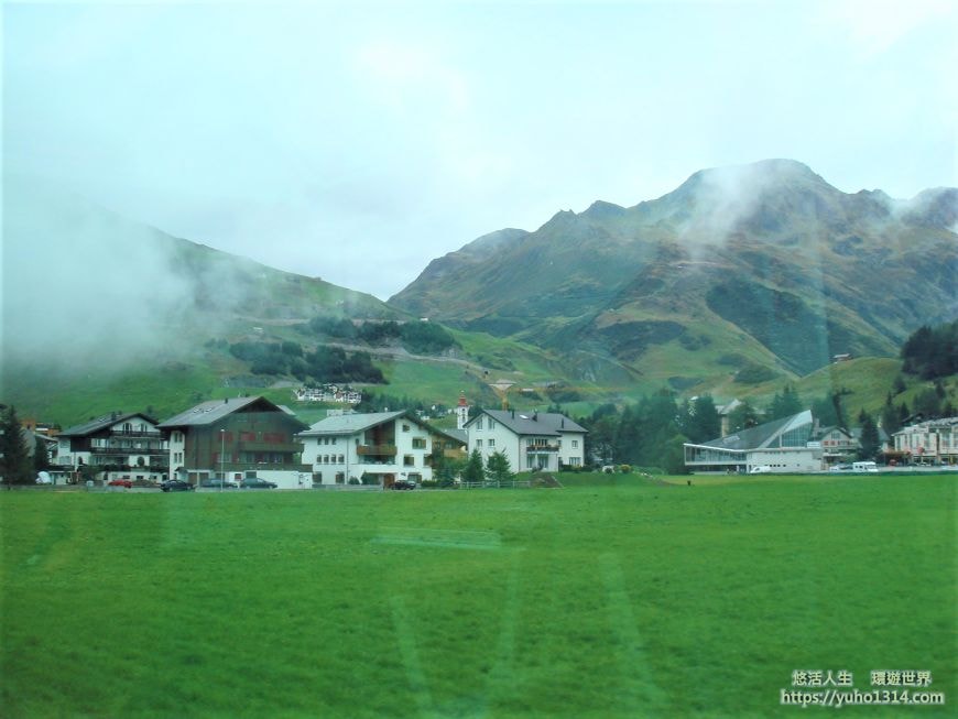 【瑞士冰河列車旅遊】❤️瑞士策馬特zermatt到聖莫里茲住宿 世界最美國家旅行(下)!! - 第23張圖