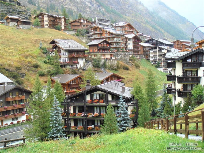【瑞士冰河列車旅遊】❤️瑞士策馬特zermatt到聖莫里茲住宿 世界最美國家旅行(下)!! - 第2張圖