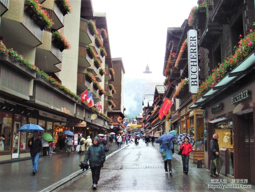 【瑞士冰河列車旅遊】❤️瑞士策馬特zermatt到聖莫里茲住宿 世界最美國家旅行(下)!! - 第4張圖