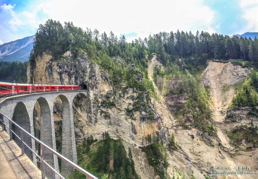 火車旅行推薦❤️10條【世界最美火車旅遊路線】你搭過幾條?!(二) - 第6張圖