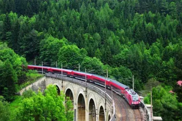 火車旅遊推薦❤️10條【世界最美火車旅行路線】你搭過幾條?!(一) - 第28張圖