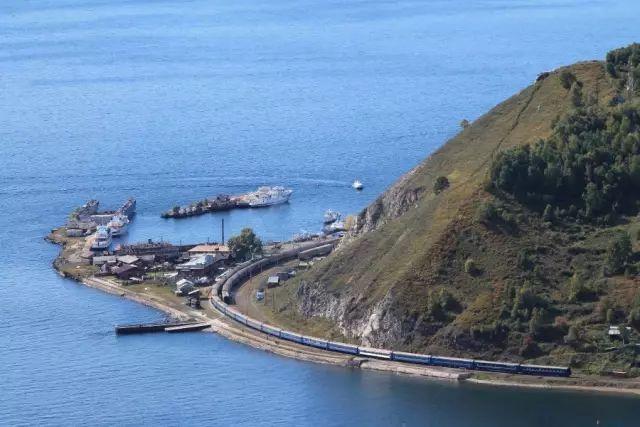 火車旅遊推薦❤️10條【世界最美火車旅行路線】你搭過幾條?!(一) - 第24張圖