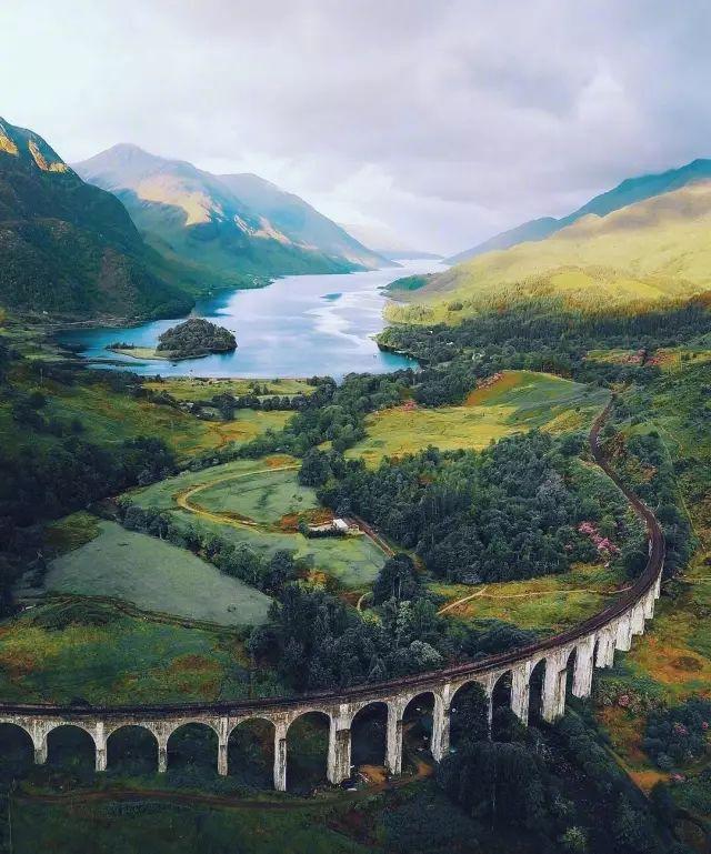 火車旅行推薦❤️10條【世界最美火車旅遊路線】你搭過幾條?!(二) - 第9張圖