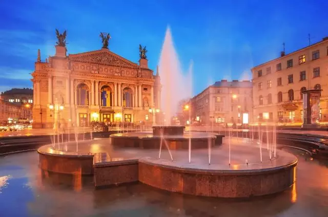 【烏克蘭景點】Ukraine烏克蘭旅遊觀光景點 5處令人驚豔的奇特與美麗景點! - 第18張圖