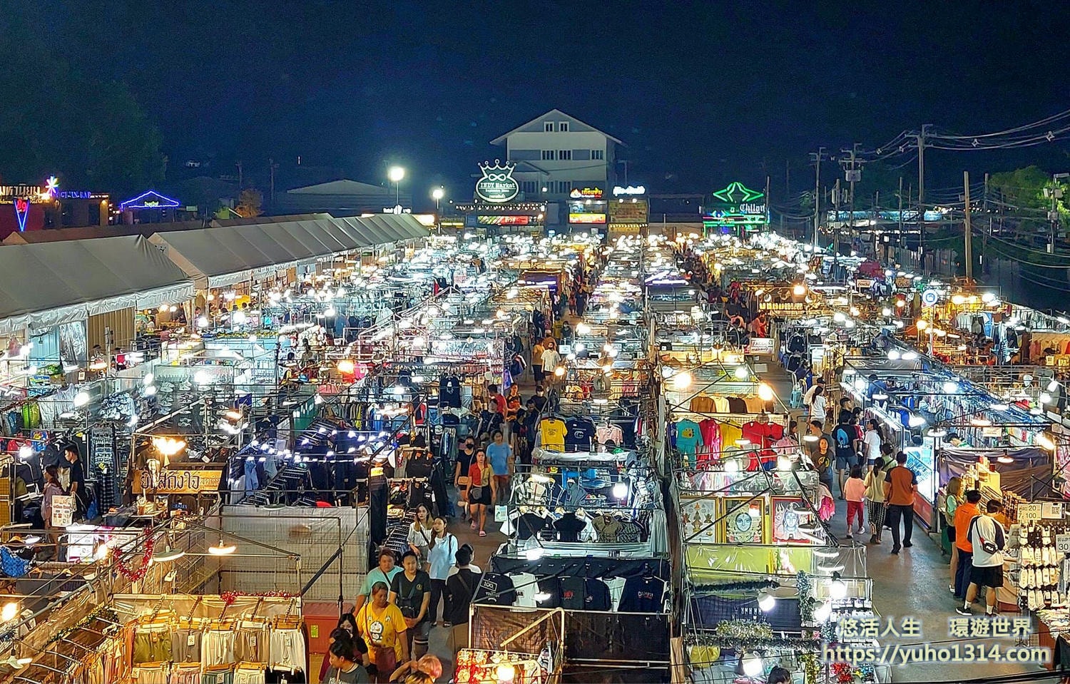 曼谷夜市推薦2025❤️精選10處泰國曼谷夜市 當地人去人氣特色在地夜市(另10處曼谷觀光夜市) - 第30張圖 曼谷夜市Indy Market Dao Khanong 印地夜市