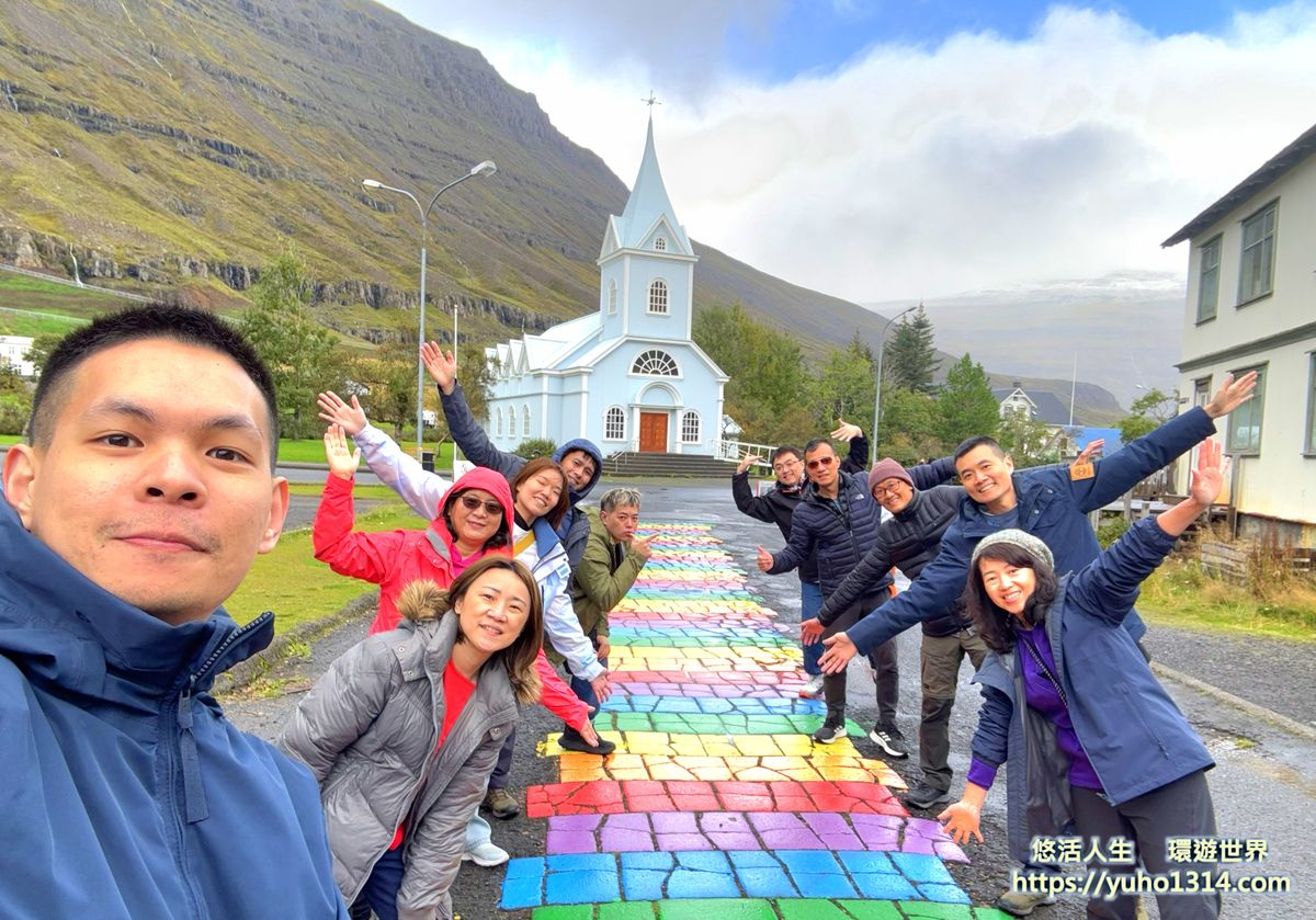 📌冰島 塞濟斯菲厄澤 教堂，與一群好友冰島環島順利圓夢🙏