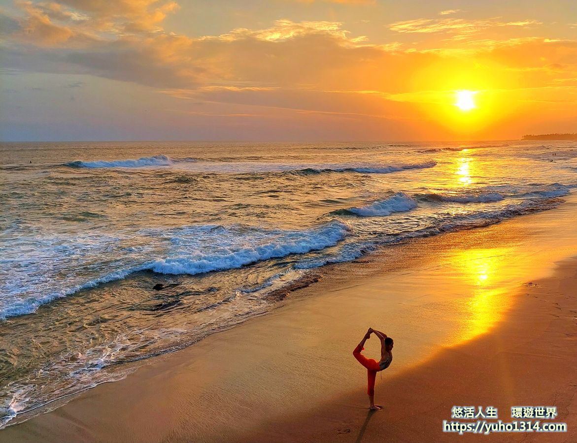 【2026峇里島自由行攻略】5天4夜行程花費景點交通住宿美食全攻略(8.5萬收藏地圖) - 第13張圖 2026峇里島自由行-作者於蒼古海灘夕陽攝影 Kuta/Seminyak 攝影機位推薦